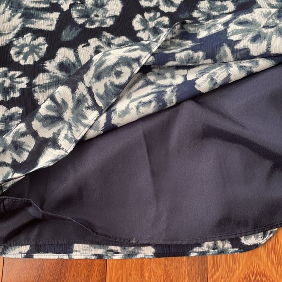 J.Crew floral blouse - Picture 4 of 6